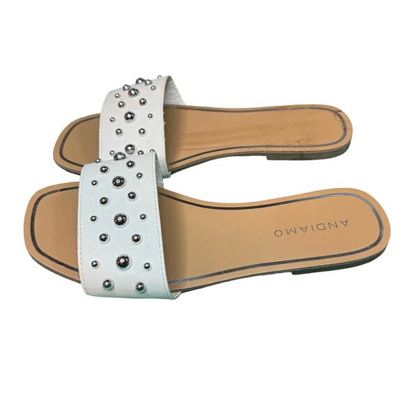 Andiamo White Pearle Slide-On Sandals Size 7W - Picture 1 of 5